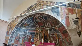 Abside affrescata - Cappella di Santo Stefano a Busca