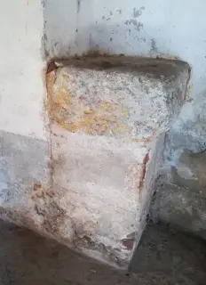 Acquasantiera - Chiesa Cimiteriale di San Salvatore a Caltignaga