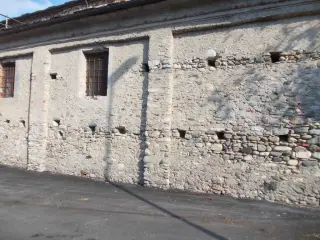 Lato nord - Ex Chiesa dei Santi Pietro e Paolo a Caraglio