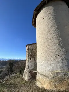 Absidi - Chiesa di San Pietro a CarrùFrazione San Pietro