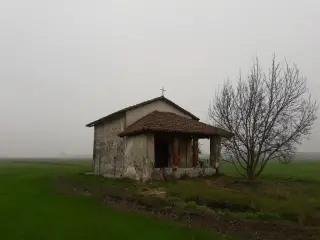 Facciata e fianco sinistro - Cappella di San Vito a Cavallermaggiore