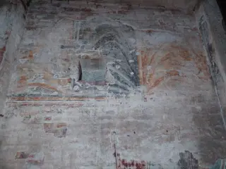 Affreschi alla base del campanile - Chiesa di Santa Maria della Pieve a Cavallermaggiore