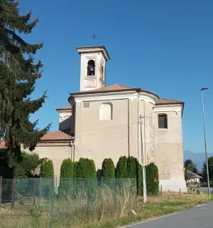 Fianco e campanile - Chiesa della Santissima Annunziata a CerrioneFrazione Magnonevolo