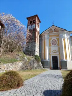 Facciata e campanile - Parrocchiale di Santa Croce a Colleretto Giacosa