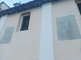 Tracce di affreschi esterni - Chiesa di San Brizio a DomodossolaFrazione Vagna