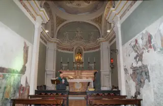 Interno - Oratorio dell' Assunta o Madonna del Latte a Pray