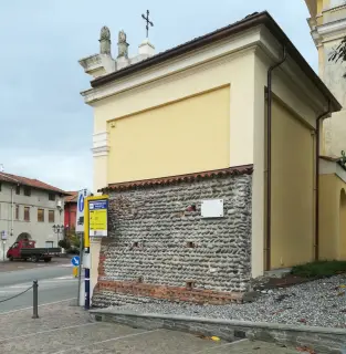 Muratura a lsica di pesce - Parrocchiale di Santa Maria a Ghislarengo