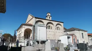 Fianco - Chiesa della Madonna del Boggio a Gozzano