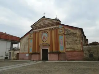 Facciata - Parrocchiale dei Santi Quirico e Giulitta a Greggio