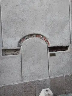Porta tamponata - Battistero dei Santi Gervaso e Protaso a Baveno