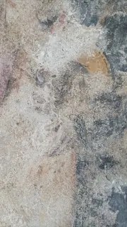 Tracce di affreschi - Cappella del Cimitero o San Pietro a Issiglio