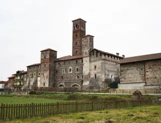 Castello Monastero e campanile - Parrocchiale Cripta di Sant'Olimpio o San Pietro o San Biagio a Lenta