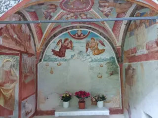 Affreschi - Cappella della Madonna di Loreto o il Gesietto a BoccioletoFrazione Oro