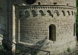 Abside - Chiesa o Pieve della Madonna della Pieve o di Santa Maria a Cortemilia