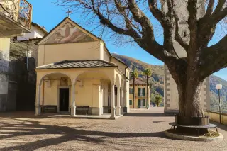 Facciata - Chiesa di San Rocco a LoregliaFrazione Chesio